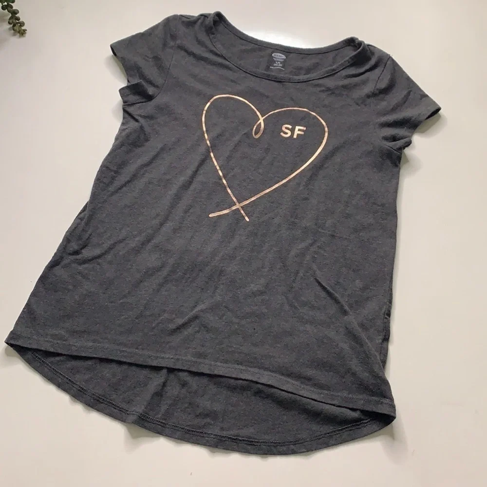 Old Navy Rose gold heart San Francisco graphic T-shirt large